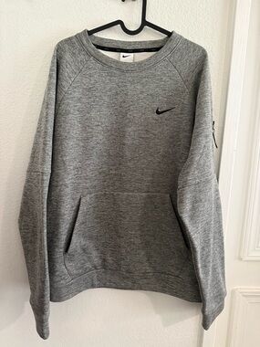 Nike Men's Therma Fit Sweater Shirt